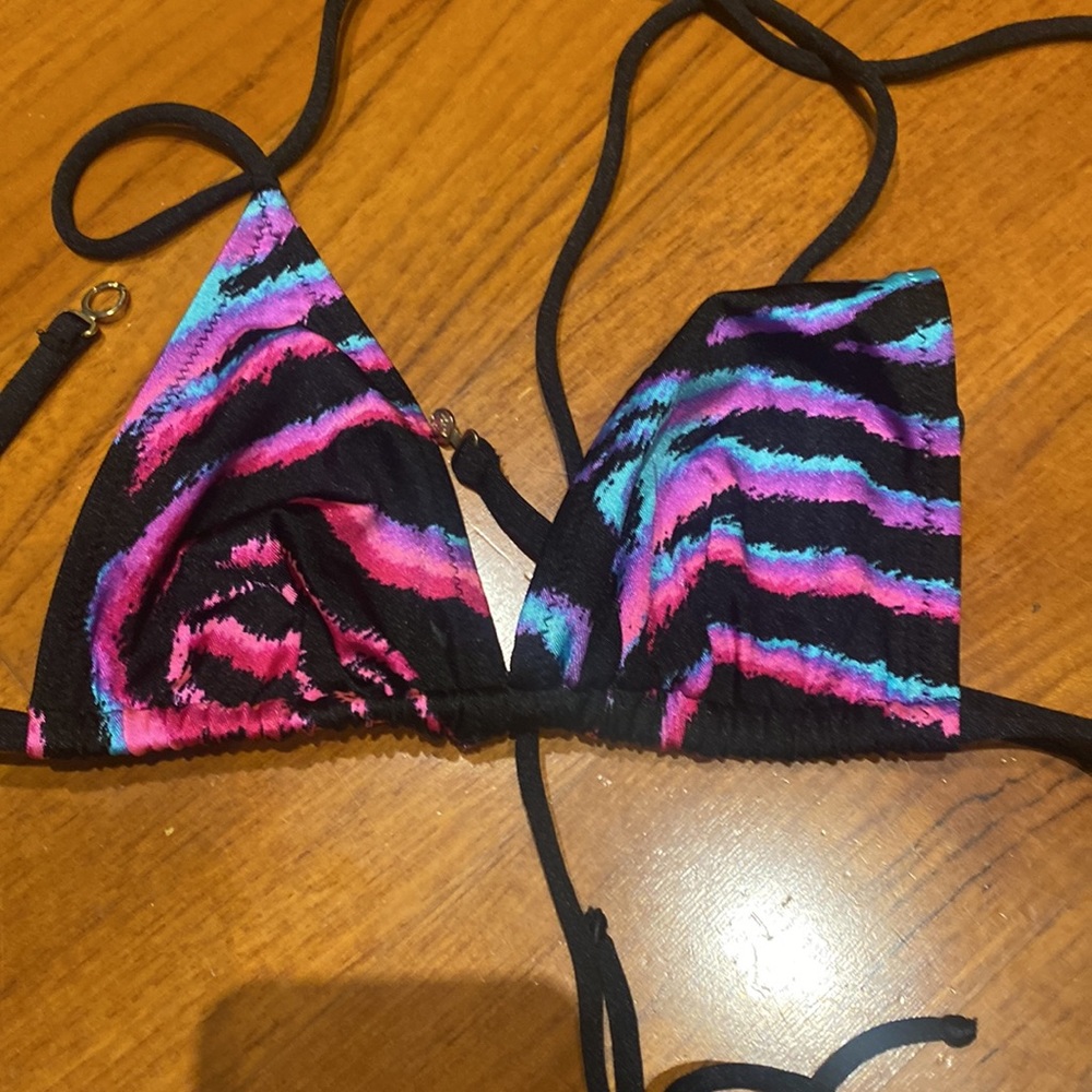 Versace bikini - Picture 3 of 4